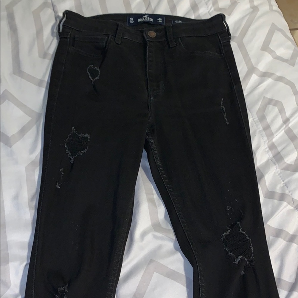 Black hollister skinny jeans